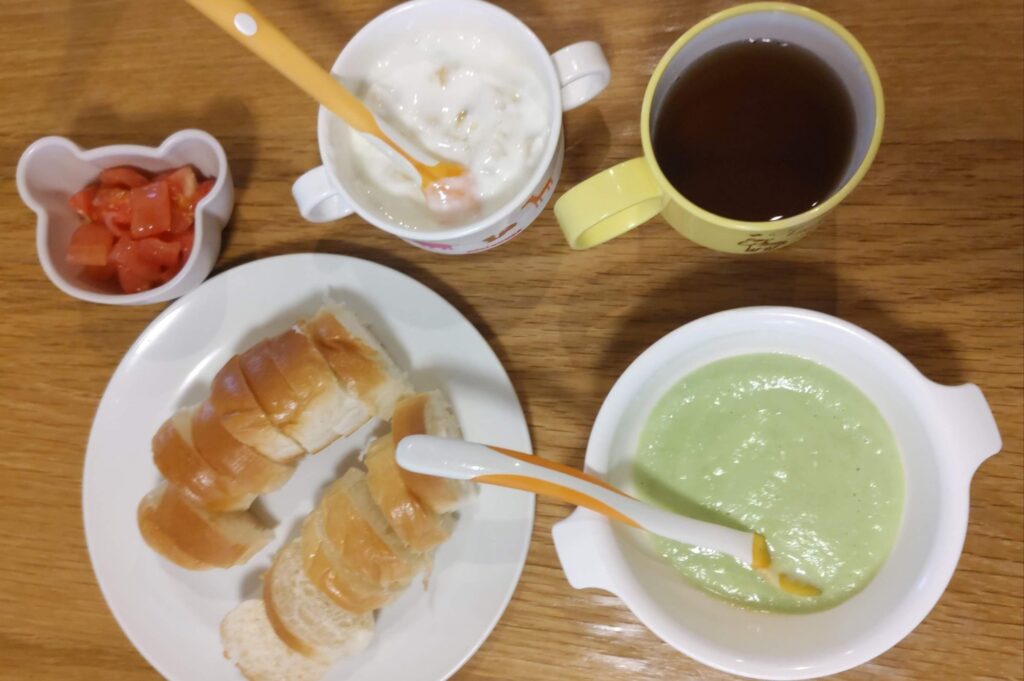1歳半頃の幼児食の献立例（朝ごはん）